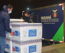 Mais de 500 mil vacinas para dose de reforço chegam ao Paraná
