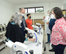 Unicentro entrega equipamentos de última geração para os Laboratórios de Ciências Biológicas e Farmácia