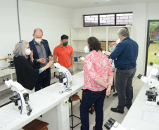 Unicentro entrega equipamentos de última geração para os Laboratórios de Ciências Biológicas e Farmácia