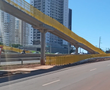 Nova passarela na PR-445 em Londrina será liberada para pedestres a partir de 30 de outubro 