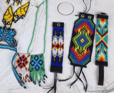 Ação do Estado ajuda 65 indígenas do Litoral a ingressar no Programa do Artesanato Brasileiro