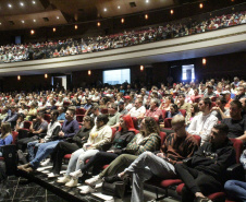 No Sudoeste, Sistema de Agricultura do Paraná debate prevenção da influenza aviária