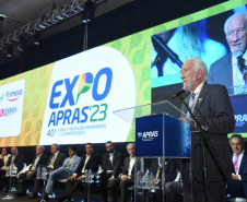 O vice-governador Darci Piana e o secretário da Agricultura, Norberto Ortigara, participaram da abertura da ExpoApras 2023.