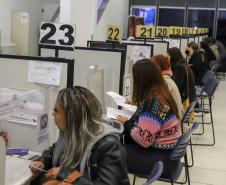 Com 5,3 mil colocações na rede Sine, Paraná liderou geração de empregos para mulheres em maio