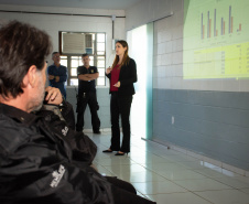 Regional de saúde de Londrina faz palestra de conscientização de tuberculose a servidores da Polícia Penal do Paraná
