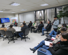 Técnicos de 16 municípios do Paraná vão passar por um treinamento, entre segunda e sexta-feira (19 e 23 ) para aprenderem a trabalhar com um software de georreferenciamento, adquirido pelo Governo do Estado.