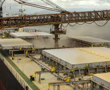 Corredor Leste de Exportação do Porto de Paranaguá embarca maior volume mensal já registrado