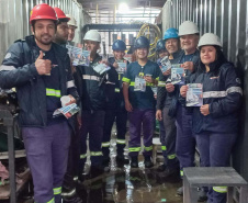Portos do Paraná conscientiza sobre teste com etilômetro e separação de resíduos