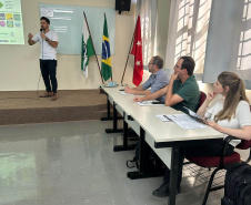 Programa de bolsas do IDR-Paraná qualifica profissionais para o desenvolvimento rural