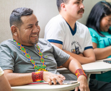  Educação promove encontro para definição dos itinerários formativos nos colégios indígenas do Paraná