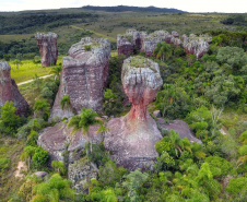 	Há 70 anos, Vila Velha se tornava o primeiro parque estadual do Paraná