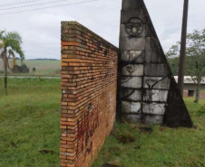 -DER/PR contrata restauração de monumento rodoviário de Poty Lazzarotto 