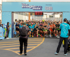 A capital paranaense foi sede neste domingo (4) da prova Disney Magic Run 2024, evento que contou com a participação de aproximadamente 5 mil atletas e aconteceu na Universidade Positivo.