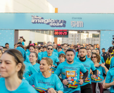 A capital paranaense foi sede neste domingo (4) da prova Disney Magic Run 2024, evento que contou com a participação de aproximadamente 5 mil atletas e aconteceu na Universidade Positivo.