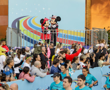 A capital paranaense foi sede neste domingo (4) da prova Disney Magic Run 2024, evento que contou com a participação de aproximadamente 5 mil atletas e aconteceu na Universidade Positivo.