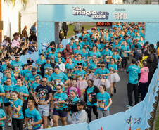 A capital paranaense foi sede neste domingo (4) da prova Disney Magic Run 2024, evento que contou com a participação de aproximadamente 5 mil atletas e aconteceu na Universidade Positivo.