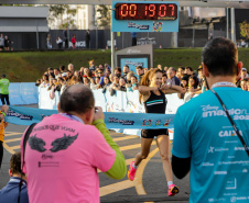 A capital paranaense foi sede neste domingo (4) da prova Disney Magic Run 2024, evento que contou com a participação de aproximadamente 5 mil atletas e aconteceu na Universidade Positivo.