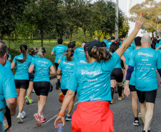 A capital paranaense foi sede neste domingo (4) da prova Disney Magic Run 2024, evento que contou com a participação de aproximadamente 5 mil atletas e aconteceu na Universidade Positivo.