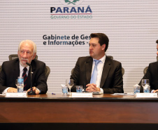 Governador Carlos Massa Ratinho Junior durante a primeira reunião de trabalho com a equipe de secretários de Estado.  -  Curitiba, 02/01/2019  -  Foto: Rodrigo Félix Leal