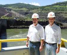 Governador Carlos Massa Ratinho Junior, acompanhado do presidente da Copel, Daniel Pimentel, visita a Usina Governador Bento Munhoz da Rocha Netto (Foz do Areia), no município de Pinhão  -  Pinhão, 22/01/2019  -  Foto: Rodrigo Félix Leal