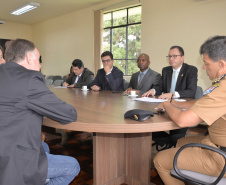 Diretoria-geral do Departamento de Trânsito do Paraná (Detran-PR) reuniu-se nesta terça-feira (22) com representantes da Polícia Rodoviária Federal e da Polícia Militar do Paraná, na Academia Policial Militar do Guatupê, em São José dos Pinhais. Foto: Pamella Rosa/Detran