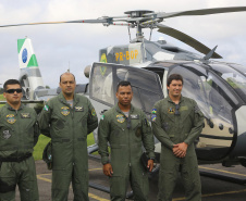 O Governo do Paraná enviou uma equipe aérea para Brumadinho (MG) com o objetivo de auxiliar nas buscas pelas vítimas do rompimento da barragem ocorrida na sexta-feira (25/01). Cinco integrantes do Batalhão de Polícia Militar de Operações Aéreas (BPMOA) viajaram neste domingo (03/02), somando-se à equipe do Corpo de Bombeiros que está naquele estado, incluída na força tarefa de buscas pelas vítimas desde o último domingo (27/01).  -  Curitiba, 03/02/2019  -  Foto: Jaelson Lucas/ANPr