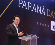 O governador Carlos Massa Ratinho Junior sanciona durante o evento Paraná Day,  a lei  do Programa de Parcerias do Paraná. -  Curitiba, 05/02/2019  -  Foto: Rodrigo Félix Leal