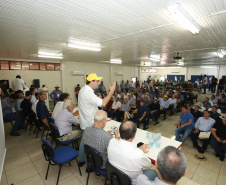 O governador Carlos Massa Ratinho Junior afirmou nesta quinta-feira (07), em Cascavel, que vai editar um decreto regulamentando a aplicação da lei que estabelece a perenidade da Tarifa Rural Noturna de energia. - Cascavel, 07/02/2019 - Foto: Rodrigo Félix Leal