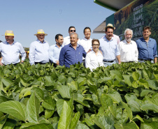 O governador Carlos Massa Ratinho Junior recebe a ministra da Agricultura, Pecuária e Abastecimento, Tereza Cristina, no Show Rural Coopavel.  -  Cascavel, 08/02/2019  -  Foto: Arnaldo Alves/ANPr