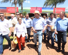 O governador Carlos Massa Ratinho Junior recebe a ministra da Agricultura, Pecuária e Abastecimento, Tereza Cristina, no Show Rural Coopavel. - Cascavel, 08/02/2019 - Foto: Rodrigo Félix Leal/ANPr