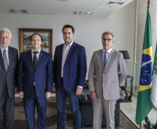 Governador Carlos Massa Ratinho Junior, recebe o Consul da Itália em Curitiba, Raffaele Festa. Curitiba, 11/02/2019. Foto: Maurilio Cheli/ANPr