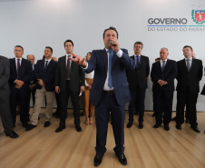 O governador Carlos Massa Ratinho Junior deu posse, em cerimônia no Palácio Iguaçu, ao secretário de Estado do Desenvolvimento Sustentável e Turismo, Marcio Nunes, e aos presidentes das autarquias vinculadas à pasta. Foram empossados os presidentes do Instituto Água e Terra, Everton Souza; do Simepar, Eduardo Alvin; da Paraná Desenvolvimento, Eduardo Bekin; e da Paraná Turismo, João Jacob Mehl. -   Curitiba, 12/02/2019  -  Foto: José Fernando Ogura/ANPr