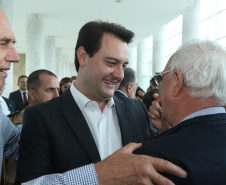 Governador Carlos Massa Ratinho Júnior dá posse ao secretário de Estado da Infrestrurura e Logística, Sandro Alex, e ao diretor do Departamento de Estradas e Rodagem (DER), João Alfredo zampieri - Curitiba, 13/02/2019 - Foto: Rodrigo Félix Leal/ANPr