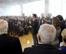 Governador Carlos Massa Ratinho Júnior dá posse ao secretário de Estado da Infrestrurura e Logística, Sandro Alex, e ao diretor do Departamento de Estradas e Rodagem (DER), João Alfredo zampieri  -  Curitiba, 13/02/2019  -  Foto: Jaelson Lucas/ANPr