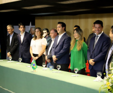 Governador Carlos Massa Ratinho Júnior dá posse ao secretário do Desenvolvimento Urbano e de Obras Públicas, João Carlos Ortega  -  Curitiba, 14/02/2019  -  Foto: José Fernando Ogura/ANPr