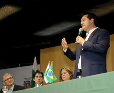 Governador Carlos Massa Ratinho Júnior dá posse ao secretário do Desenvolvimento Urbano e de Obras Públicas, João Carlos Ortega  -  Curitiba, 14/02/2019  -  Foto: José Fernando Ogura/ANPr