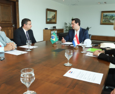 Governador Carlos Massa Ratinho Júnior recebe comitiva do Governo do Paraguai  -  Curitiba, 14/02/2019  -  Foto: Rodrigo Félix Leal/ANPr