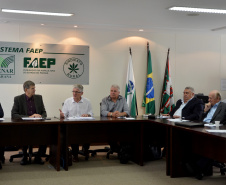 Estados do Sul querem avançar em sanidade na produção de leite. Representantes dos estados do Sul debateram nesta segunda-feira (19) tema na sede da Federação da Agricultura do Estado do Paraná (Faep), em Curitiba, com a presença dos secretários da Agricultura e Abastecimento, Norberto Ortigara, do Paraná; e de Ricardo de Gouvêa, da Agricultura e da Pesca de Santa Catarina.  -  Curitiba, 18/02/2019  -  Foto: Divulgação SEAB