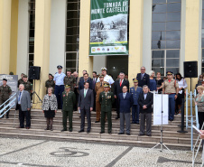 O governador Carlos Massa Ratinho Junior particip da cerimônia que comemora o 74º aniversário da tomada de Monte Castelo, na Itália, pela Força Expedicionária Brasileira, na Segunda Guerra Mundial. Foto: Gilson Abreu/ANPr