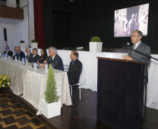 O governador em exercício Darci Piana, participou da assinatura do acordo de parceria e cooperação entre as cidades de Prudentópolis e Ternopil, Ucrânia. Participaram da cerimônia: prefeito de Prudentópolis, Adelmo Luiz Klosowski; Cônsul da Ucrânia no Paraná, Mariano Czaikowski; prefeito de Ternopil, Serhii Nadal; entre outros.Prudentópolis, 06-03-19.Foto: Arnaldo Alves / ANPr.