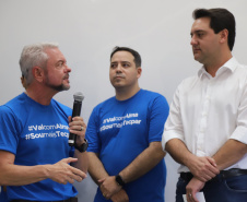 O governador Carlos Massa Ratinho Junior empossa a nova diretoria do Instituto de Tecnologia do Paraná (Tecpar). Tomam posse como diretor-presidente do Tecpar, Fabio Cammarota; diretora comercial, Danielle Portela; o diretor de Desenvolvimento Tecnológico e Inovação, Rafael Rodrigues; e diretor de Administração e Finanças, Arnaldo da Fonseca. Foto: José Fernando Ogura/ANPr