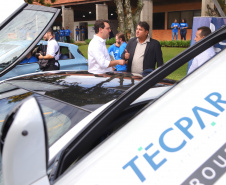 O governador Carlos Massa Ratinho Junior empossa a nova diretoria do Instituto de Tecnologia do Paraná (Tecpar). Tomam posse como diretor-presidente do Tecpar, Fabio Cammarota; diretora comercial, Danielle Portela; o diretor de Desenvolvimento Tecnológico e Inovação, Rafael Rodrigues; e diretor de Administração e Finanças, Arnaldo da Fonseca. Foto: José Fernando Ogura/ANPr