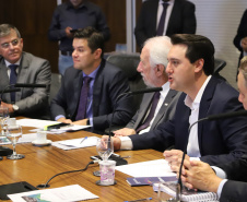 Governador Carlos Massa Ratinho Júnior coordena reunião com o secretariado  -  Curitiba, 19/03/2019  -  Foto: José Fernando Ogura/ANPr