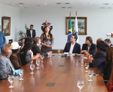 Governador Carlos Massa Ratinho Junior sanciona a lei que institui o Dia Estadual de Luta pela Eliminação da Discriminação Racial. A Lei define que a data será celebrada anualmente em 21 de março.  -  Curitiba, 21/03/2019  -  Foto: Rodrigo Félix Leal/ANPr