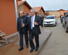 O Complexo Penitenciário de Piraquara, localizado na Região Metropolitana de Curitiba e considerado o maior do Estado, com cerca de 7 mil presos, passa por obras de ampliação para a criação de novas vagas no sistema prisional e os projetos que objetivam a ressocialização do preso