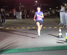 Corrida Noturna da PM tem mais de 500 participantes em Araucária (PR), na RMC. Foto: Soldado Fernando Chauchuti