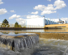 A Companhia de Saneamento do Paraná (Sanepar) está comemorando os 50 anos da Estação de Tratamento de Água (ETA) Iguaçu, a mais antiga em funcionamento em Curitiba e uma das mais importantes estações da Sanepar