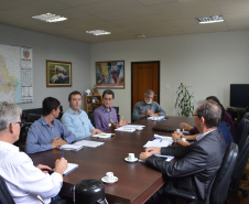 Produtores familiares do município de Cerro Azul, na Região Metropolitana de Curitiba, terão apoio do Governo do Estado para elevar o padrão da fruticultura, especialmente da tangerina ponkan