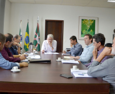 Produtores familiares do município de Cerro Azul, na Região Metropolitana de Curitiba, terão apoio do Governo do Estado para elevar o padrão da fruticultura, especialmente da tangerina ponkan