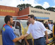 Governador Carlos Massa Ratinho Junior autoriza o início das obras de pavimentação de 9 quilômetros da estrada do Socavão, em Castro. Foto: Jaelson Lucas/ANPr